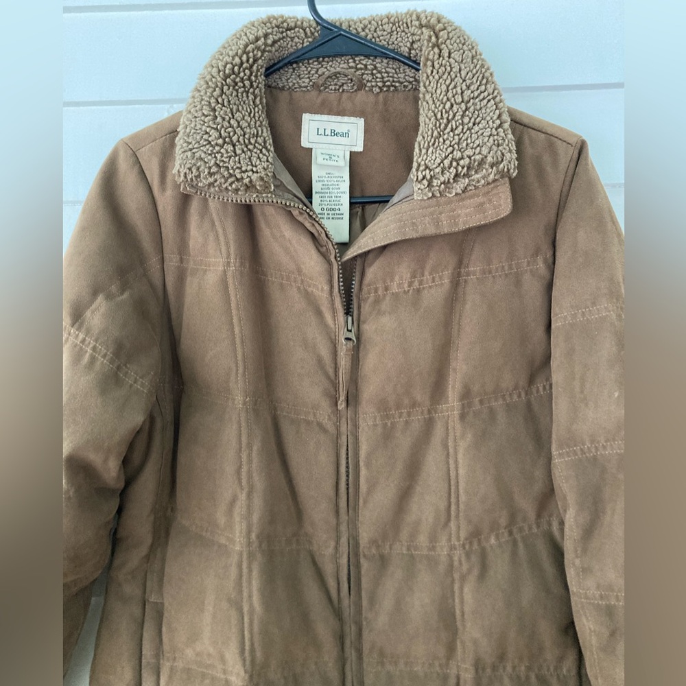 L.L. Bean | Faux Suede Quilted Goose Down Parka Sherpa Collar Size Small Petite - Picture 3 of 10